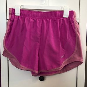 Women’s Nike Tempo Shorts - M/1X - NEW WITH TAGS